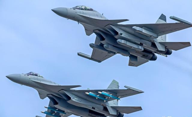 外媒称歼10C能挂鹰击21？中型战机扛重型导弹？不是想挂就能挂