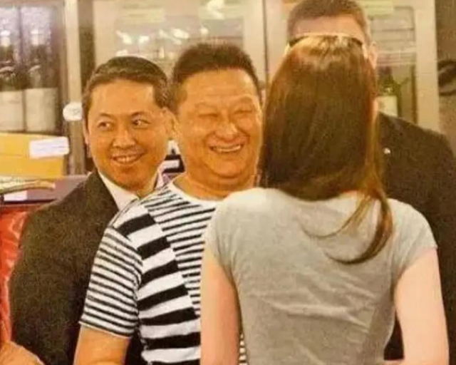 包养情人无数，娶初中同学女儿为妻	，玩老婆闺蜜，孙道存有多放荡