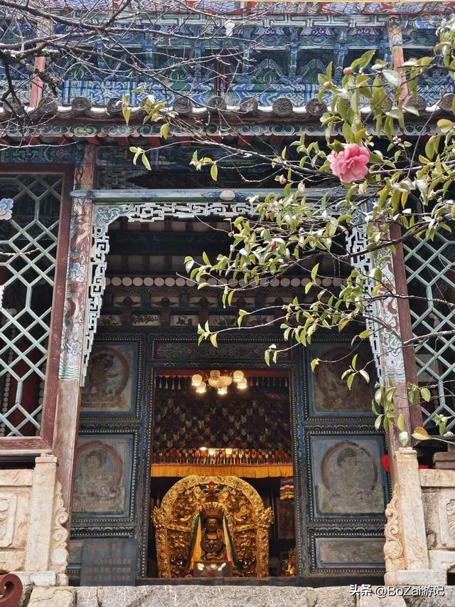 探秘小众古迹，丽江普济寺揭秘，乾隆年间的藏传佛教神秘寺院