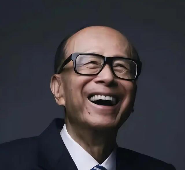 坏消息一个接一个，李嘉诚已经没有回头路，李氏家族暴亏781亿！