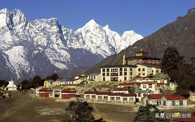 尼泊尔机场突然停摆！成都航班全取消，游客懵了：登山杖白买了