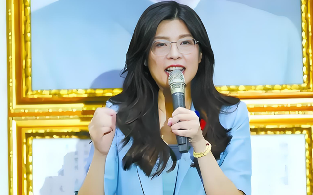 国民党主席位置坐稳，郑丽文摊牌了：两岸不回归和平，其他是侈谈