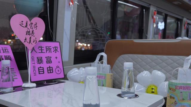 宜宾双层观光巴士今晚首发！邀您乘“移动观景台”解锁戎城新视角