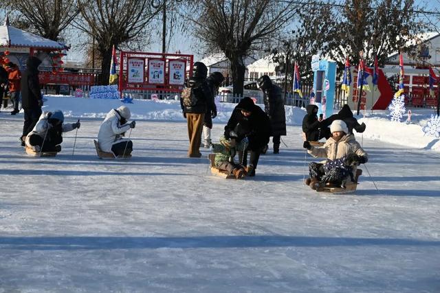 爱辉区第八届满族颁金节暨四嘉子满族乡第三届“莫勒真”大会盛装启幕