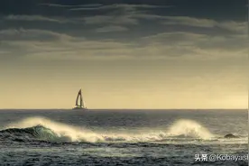 大巴车上，与30岁新疆女人的一场邂逅，雨夜后我们在一起了图片