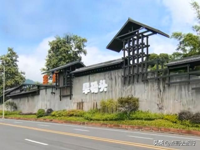 成都龙泉山被冷落的徒步线路，视野超级惊艳，地铁公交车可达！