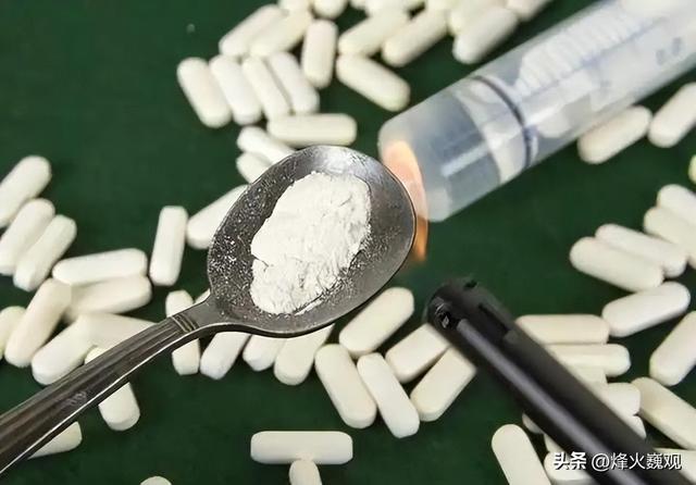 美国FBI局长秘密访华，和中方谈了件大事，特朗普或还要对华减税