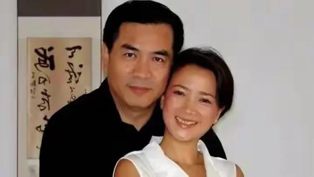 何晴去世,年仅61岁,患脑瘤多年,前夫许亚军评论区泪目了