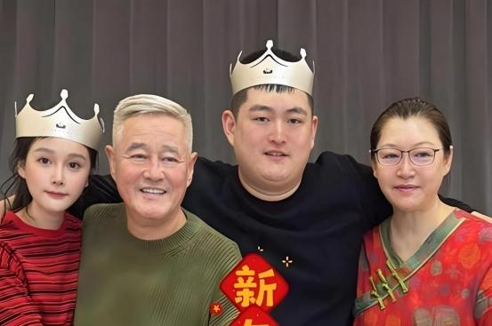 钱多真的有用吗？赵本山如今的家庭现状，给所有男人都提了个醒