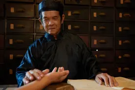 AI中医把脉准确率超90%！问止中医会取代老专家吗？图片