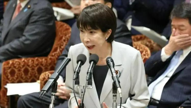 48小时内，高市早苗收两大坏消息，关键时刻	，全球收到中国的通知