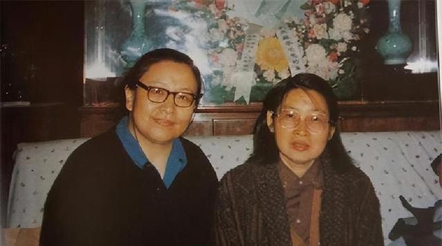 李敏病倒后独自住院，秦基伟听闻紧急下令：找孔令华来北京