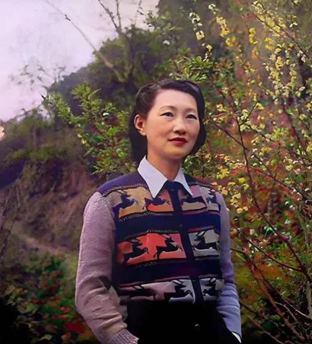 这是张学良老婆赵四小姐真实样貌，并非演员饰演而是货真价实真品
