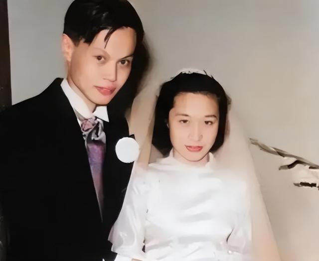 演都不演了！杨振宁去世仅7天，恶心的一幕出现	，结局大快人心