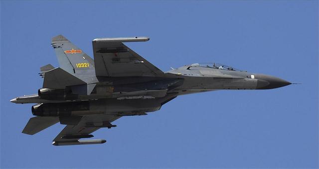 攻不了也守不住？中国空军在西藏上空，被印度空军足足欺负了40年