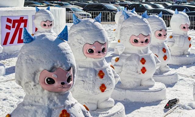 浑南大雪人“莱宝”正式亮相