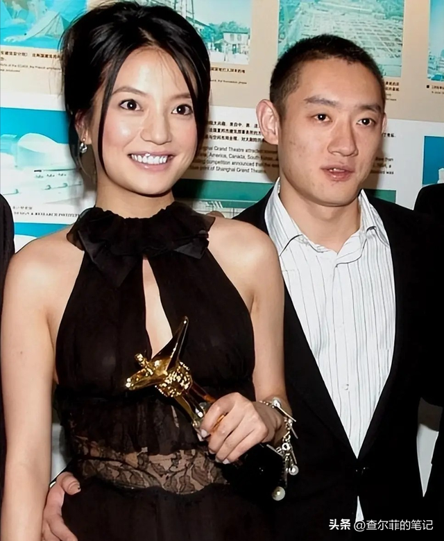 “封杀”4年后，49岁赵薇财力现状被扒，结果估计和你想得不一样