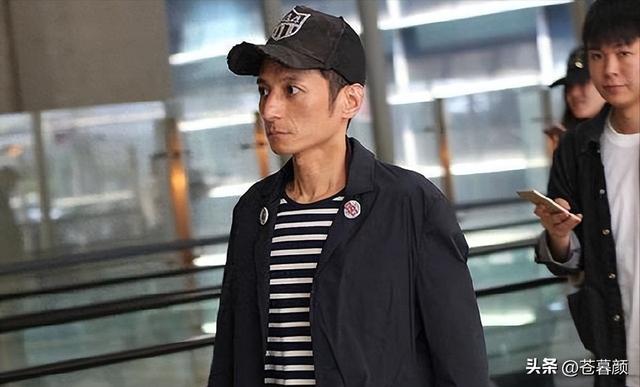 钱再多有什么用？从主持人到“精神病”，48岁李维嘉现状令人唏嘘