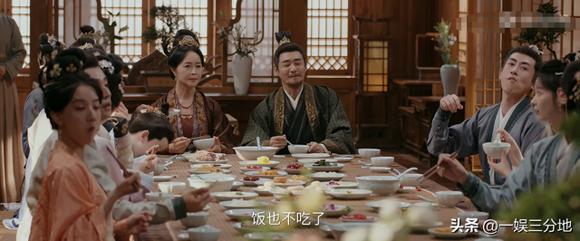 两个人连累整部剧？一个脸肿歪嘴一个表情呆，陈乔恩也救不了