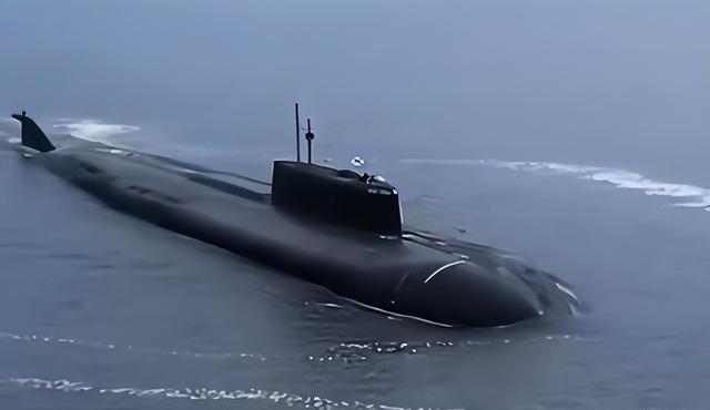 特朗普半小时内连续扣押2艘油轮	，不到24小时，中方强硬送上2句话