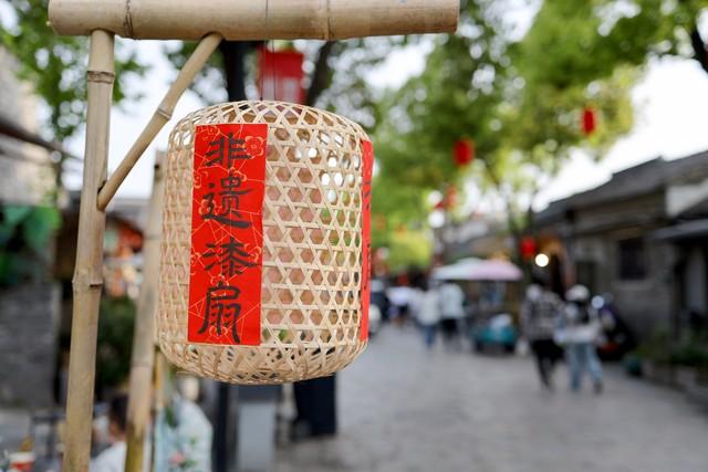在扬州古城皮市街，除了历史和现实，你猜还有什么？