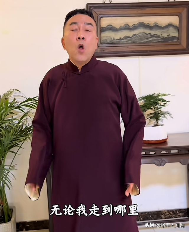 姜昆一方回应！辟谣在美国过圣诞节，视频为拼接，人在国内录节目