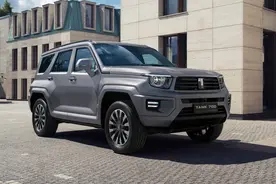 新车 | 3.0T V6/3.0T V6插混可选，坦克700海外版官图，超65万元起售图片