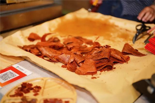 富阳这里，春日氛围感拉满！市民游客纷纷冒雨赶来……