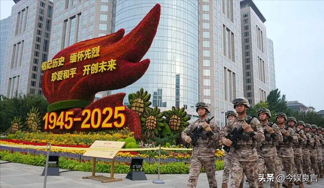 九三阅兵结束，第一个“受害者”出现了，网友安慰郭帆大胆一点