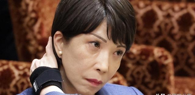 不归路！中国要求日本全面解除武装后，高市早苗宣布解散众议院