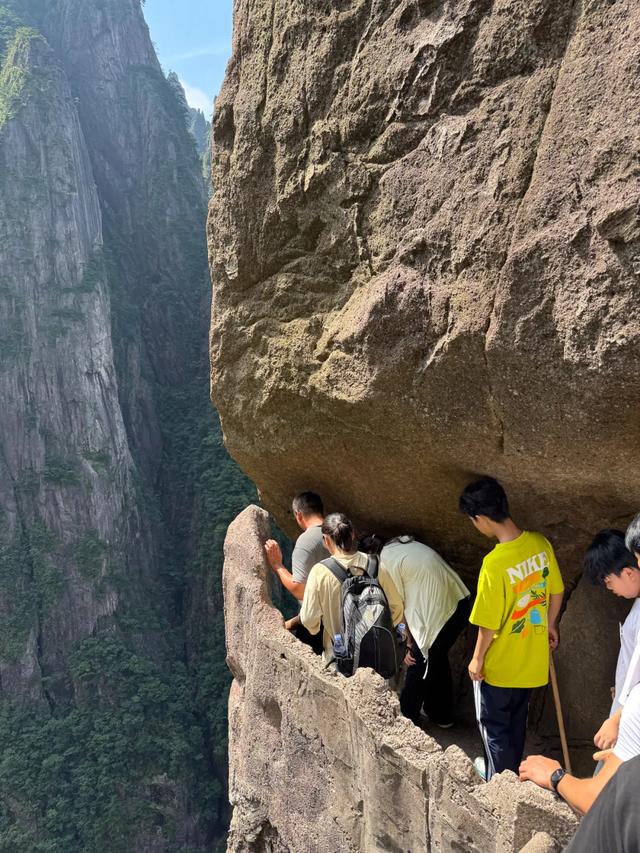 徒步三山五岳：安徽黄山！