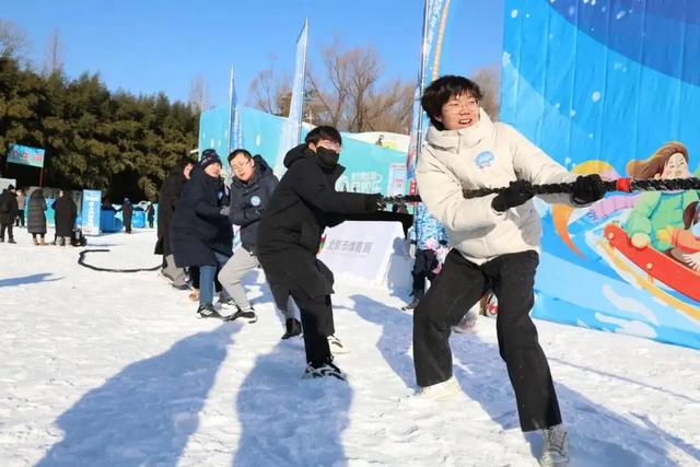 热“雪	”沸腾600海淀人齐聚，把紫竹院玩成了“狂欢节”！