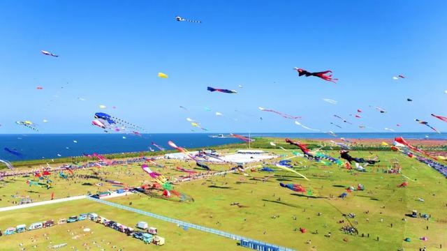 潍坊滨海区建区三十周年暨升级国家级经开区十五周年系列报道 | 文化旅游：诗与远方邂逅碧海银滩