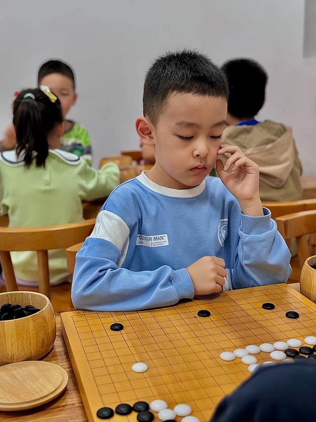 六年级往回看，三四年级真不该让孩子把时间浪费在3个地方