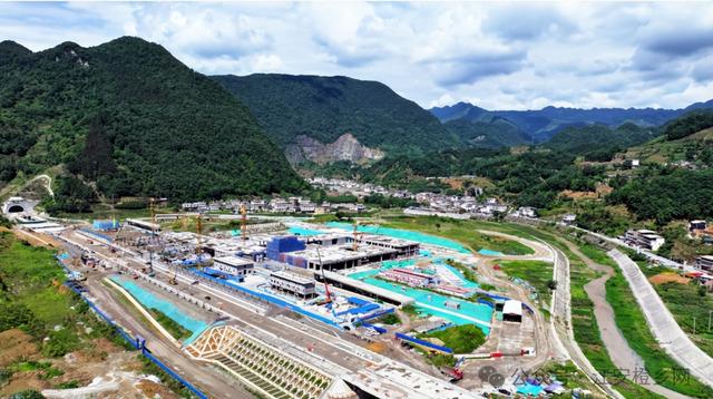 【川南F4】川南咽喉筠连：从两千年前五尺道到350高铁的交通变迁
