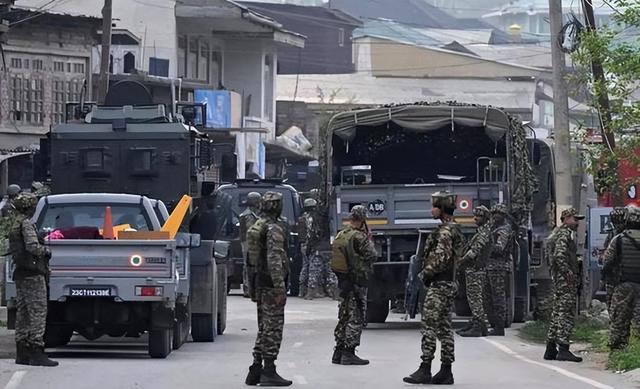 泰国缴获柬埔寨中式武器后，找中国使馆兴师问罪，我方有言在先