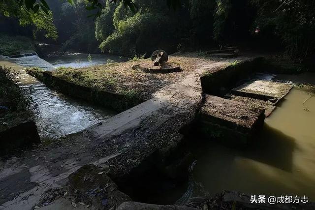 成都周边最值得去的千年名镇！玩水遛娃好去处→