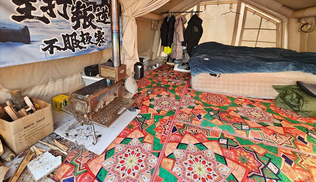 零下30℃住帐篷？80后夫妻漠河直播露营，每天50块取暖费不心疼