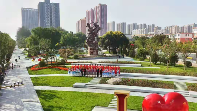 太原胜利街装扮解放碑天桥人气旺，为何火过迎泽大街西段45处游园
