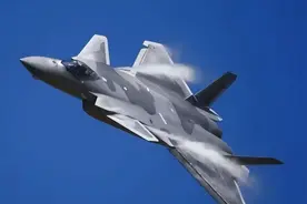 央视曝光重大消息，歼-20与外军机激烈交锋，我王牌全程压制图片