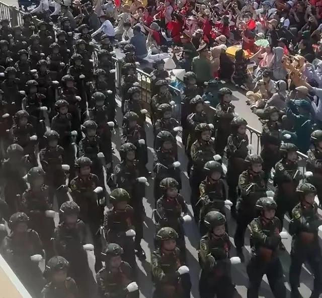 越南与中国杠上了？中国前脚定下9月3阅兵，越南后脚就定9月2！