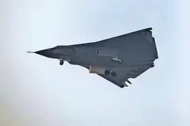 境外专家：歼-36已服役 中国6代机领先美国10年 可临近空间击落卫星图片