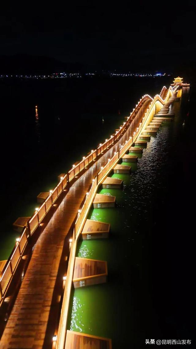 滇池开合浮桥｜横卧草海的“金龙”连通两岸