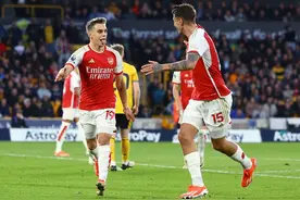 5-1,4-1!英超疯狂一夜:阿森纳2-0登顶,前三差3分,保级战两场惨案图片