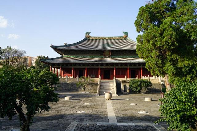 这座火车都没通的河北小城，却藏着中国历史上最悠久的北岳庙