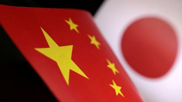 日本要派人强行访华，让中方安排高规格接待，并未得到期待的答复