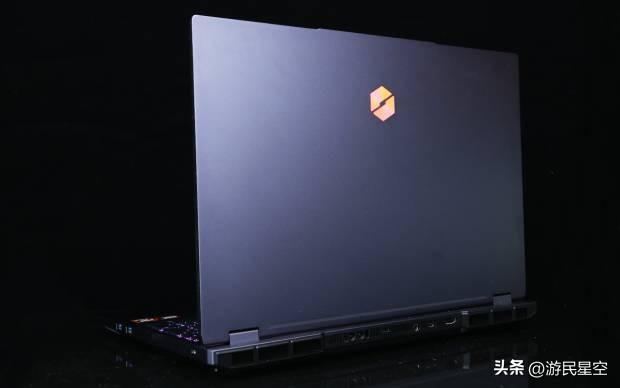 机械革命苍龙16 Ultra评测：锐龙9 9955HX3D+RTX 5090