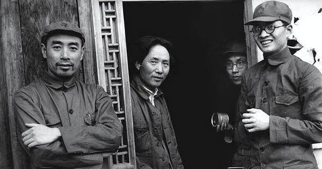 1932年他冒死救毛主席，1952年被判死刑，毛主席指示：立即放人！