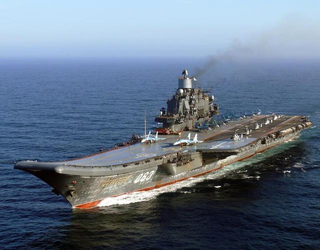 一声不吭造了7艘准航母，美国才发现，原来真正对手已不是俄罗斯