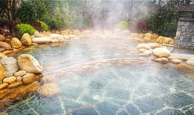 洗浴成了新旅游打卡点？12小时一站式躺平，这届年轻人真懂享受